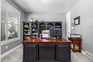9203 S Brighton View Dr, Sandy, UT 84070 - Photo 14