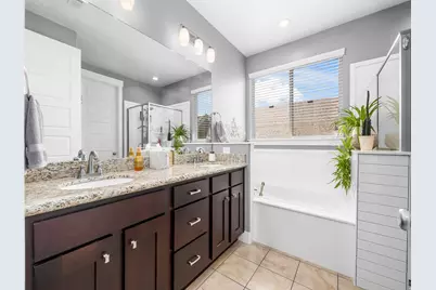 9203 S Brighton Dr, Sandy, UT 84070 - Photo 12
