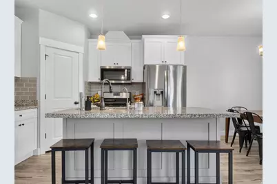 686 S 1803 W, Orem, UT 84059 - Photo 4