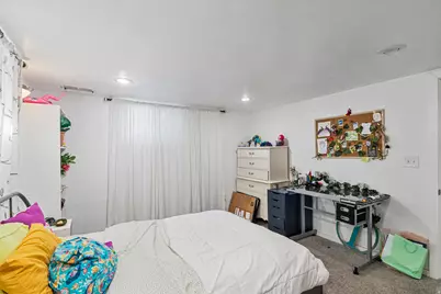 2713 S Highland Dr E, Salt Lake City, UT 84106 - Photo 14