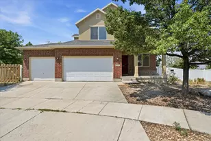 8286 S Rustic Oak Ct, West Jordan, UT 84081 - Photo 2