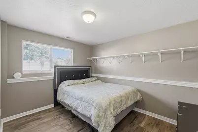 3799 Foxglen Dr, Roy, UT 84067 - Photo 24