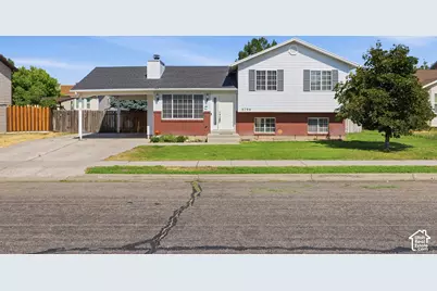 3799 Foxglen Dr, Roy, UT 84067 - Photo 2