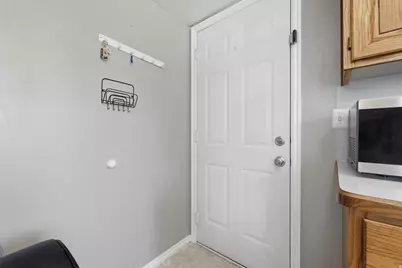 3799 Foxglen Dr, Roy, UT 84067 - Photo 20