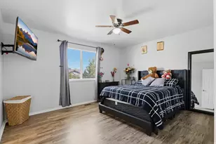 3799 Foxglen Dr, Roy, UT 84067 - Photo 6