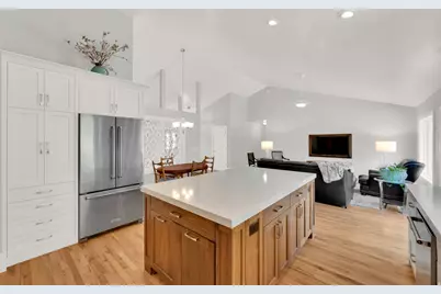 2137 E Summerwood Dr, Layton, UT 84040 - Photo 10