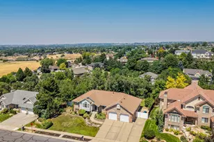 2137 E Summerwood Dr, Layton, UT 84040 - Photo 30