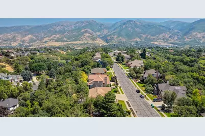 2137 E Summerwood Dr, Layton, UT 84040 - Photo 36