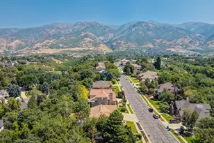 2137 E Summerwood Dr, Layton, UT 84040 - Photo 36