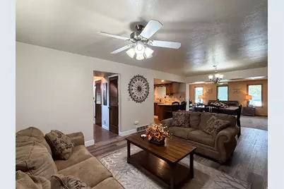 518 Wright Way, Tremonton, UT 84337 - Photo 4