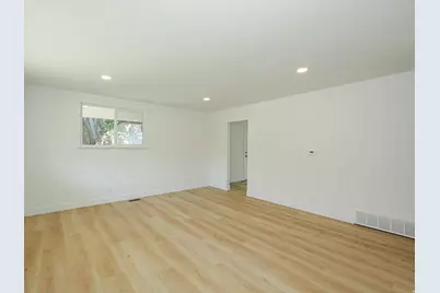 4284 W 4695 S, West Valley, UT 84120 - Photo 6