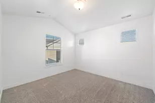 537 N 310 W, Vineyard, UT 84059 - Photo 14