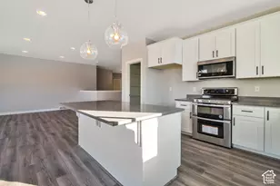 2449 Scarlet Rd, Eagle Mountain, UT 84005 - Photo 16