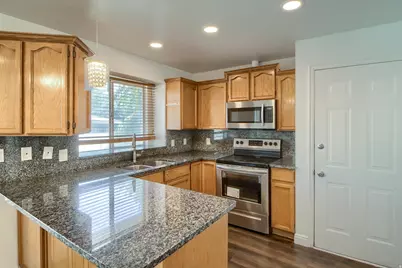 3245 S 540 E, Salt Lake City, UT 84106 - Photo 8