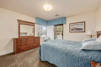 677 N Ridge Rim Way #20, Saint George, UT 84770 - Photo 8