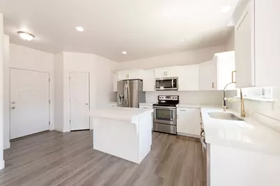 822 E 380 S, American Fork, UT 84003 - Photo 6