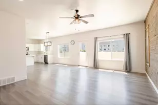 822 E 380 S, American Fork, UT 84003 - Photo 10