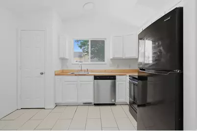 2035 E Weeping Willow Way, Eagle Mountain, UT 84005 - Photo 8