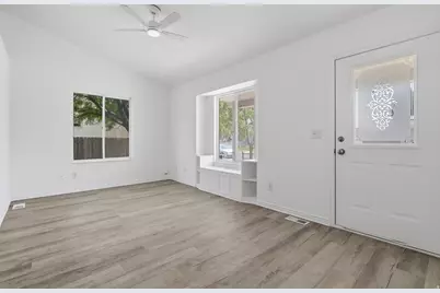 2035 E Weeping Willow Way, Eagle Mountain, UT 84005 - Photo 2