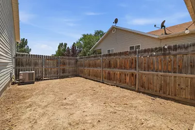 2035 E Weeping Willow Way, Eagle Mountain, UT 84005 - Photo 24