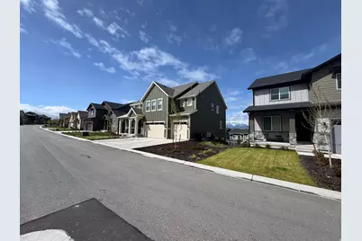 2559 N Wildflower Ln, Heber City, UT 84032 - Photo 2