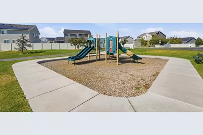 3603 S Clearwater Way, Syracuse, UT 84075 - Photo 32