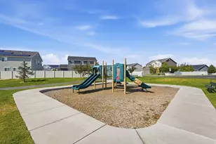 3603 S Clearwater Way, Syracuse, UT 84075 - Photo 32