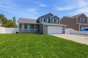 1081 S 900 W, Tooele, UT 84074 - Photo 2