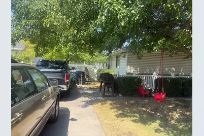 270 E Center St, Bountiful, UT 84010 - Photo 4