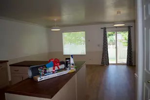 270 E Center St, Bountiful, UT 84010 - Photo 10