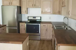 270 E Center St, Bountiful, UT 84010 - Photo 12