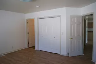 270 E Center St, Bountiful, UT 84010 - Photo 18