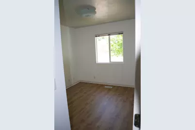 270 E Center St, Bountiful, UT 84010 - Photo 20