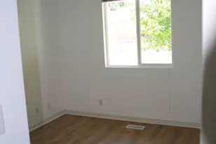 270 E Center St, Bountiful, UT 84010 - Photo 20