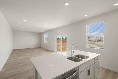 231 E 770 N #218, Santaquin, UT 84655 - Photo 18