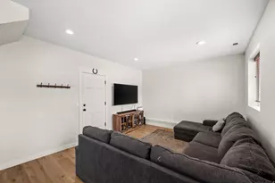 3947 W Donalbain St, South Jordan, UT 84009 - Photo 10
