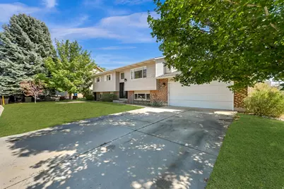 495 W 920 N, Orem, UT 84057 - Photo 2