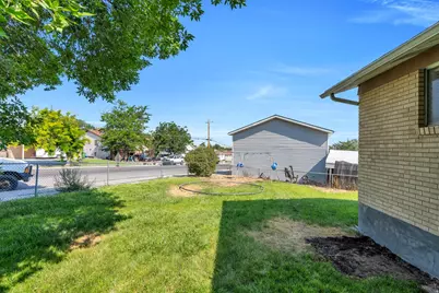 3382 S Sharon Cir, Magna, UT 84044 - Photo 12