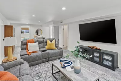 923 E 350 N, Bountiful, UT 84010 - Photo 32