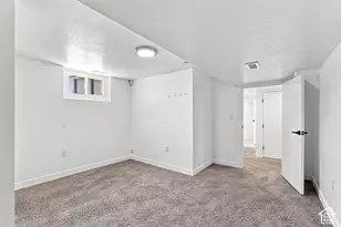 2861 S 2700 E, Salt Lake City, UT 84109 - Photo 18