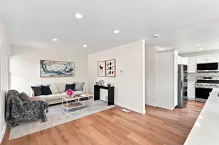 2861 S 2700 E, Salt Lake City, UT 84109 - Photo 6