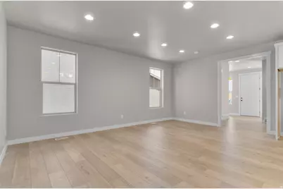 7002 W Terraine Rd, West Jordan, UT 84081 - Photo 10