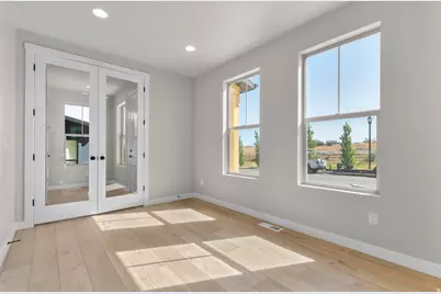 7002 W Terraine Rd, West Jordan, UT 84081 - Photo 8