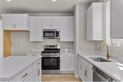 7002 W Terraine Rd, West Jordan, UT 84081 - Photo 14