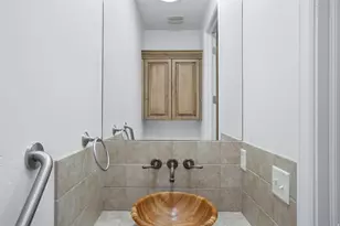 1832 E Peyton Ct, Holladay, UT 84117 - Photo 16