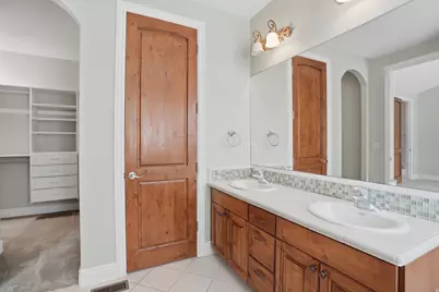 [Address not provided], Holladay, UT 84117 - Photo 20