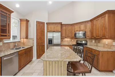 [Address not provided], Holladay, UT 84117 - Photo 10