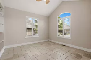 1832 E Peyton Ct, Holladay, UT 84117 - Photo 12