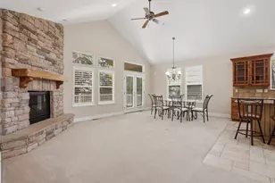 1832 E Peyton Ct, Holladay, UT 84117 - Photo 4