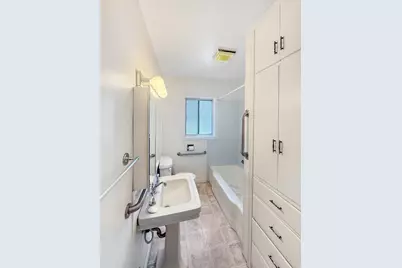 7811 S Oak St, Sandy, UT 84092 - Photo 8